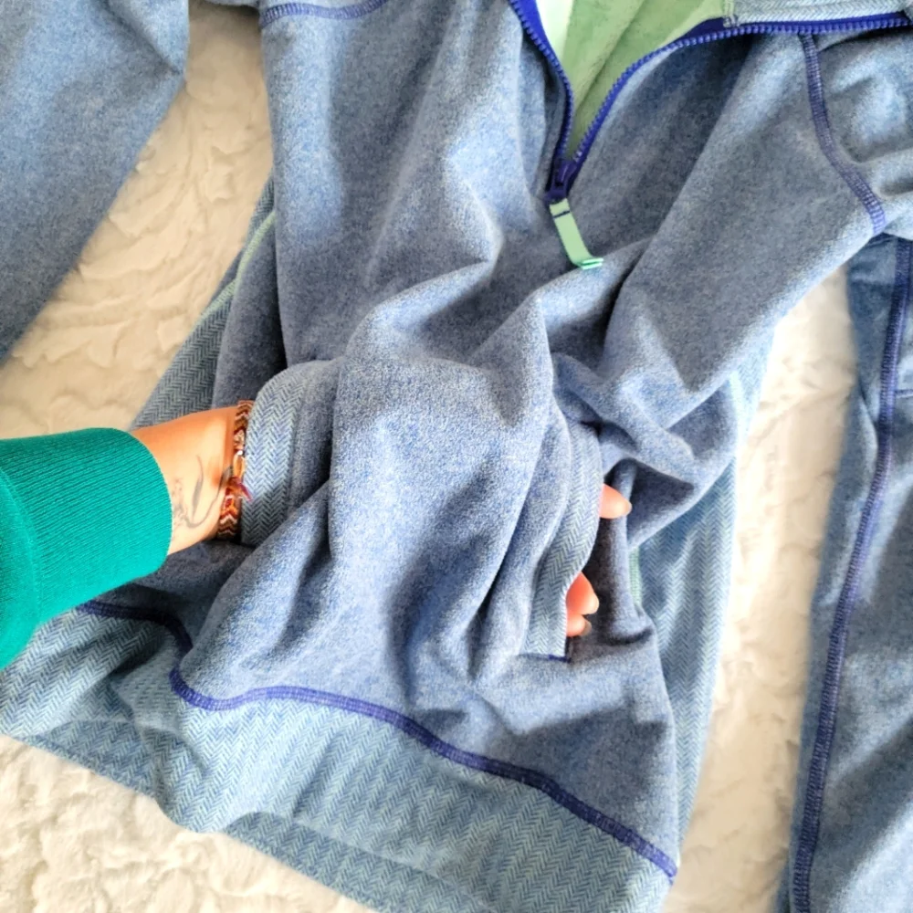 Ivivva Jacket - Picture 4 of 8